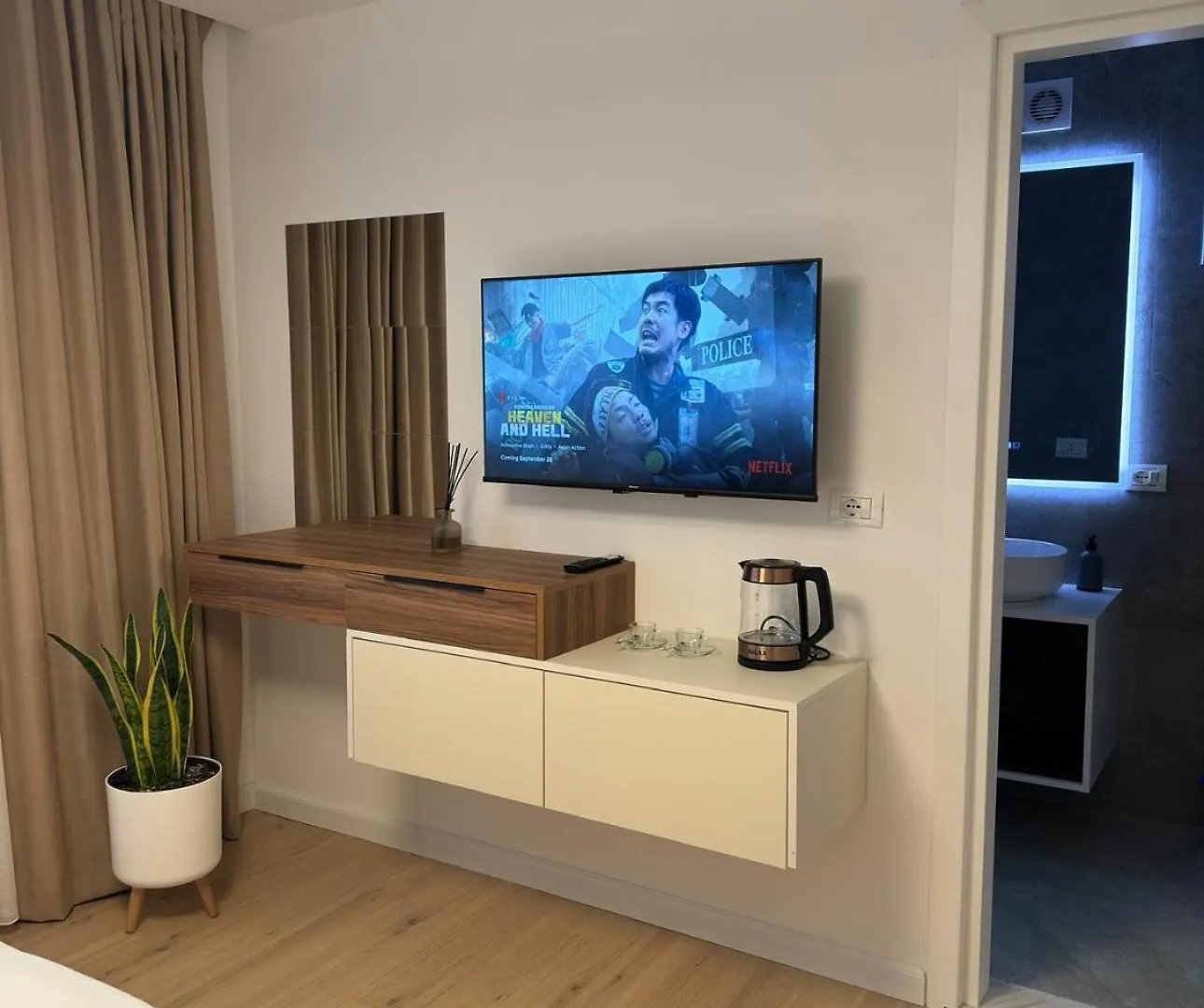 Loha Luxury Apartment 티라나