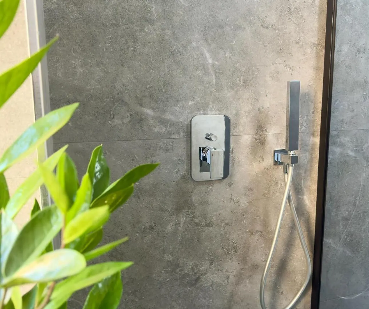 Loha Luxury Apartment 티라나 0*,  알바니아